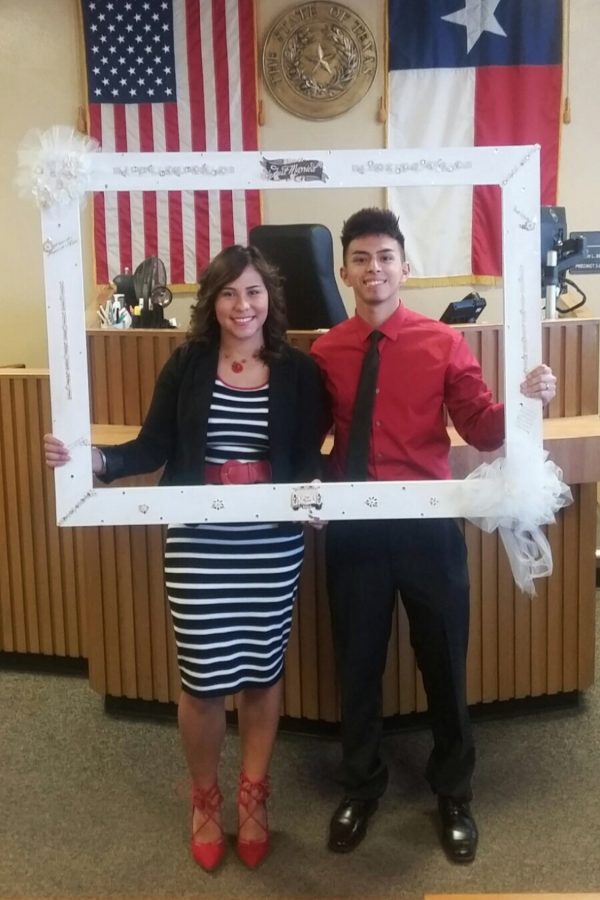 Grajales Martinez and Farias at the courthouse. Photo courtesy of Grajales Martinez.